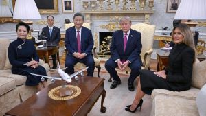 Trump e Xi La sfida dell’IA. Il tycoon: noi due grandi amici. “Dovremo coesistere e cooperare”
