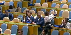 Pogledajte Vučićevu reakciju prazne dvorane UN-a zbog Netanyahua