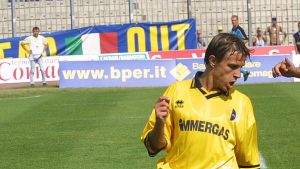La nona edizione. Calcio camminato e vecchie glorie. In campo anche Pasino a Mayer