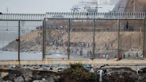 Solidaridad real con Ceuta es trasladar a la PenÃ­nsula a los migrantes