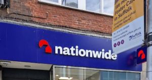 Bid to install 24/7 defibrillator and bleed kit cabinet at town centre bank