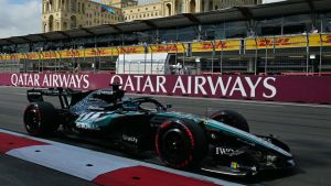 Pole di Russell davanti a Leclerc, Kimi a muro è 16esimo. La griglia di partenza