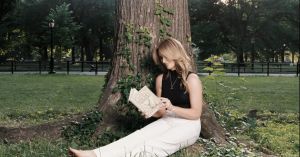 The Sculptor Who Fell in Love With an Illusion