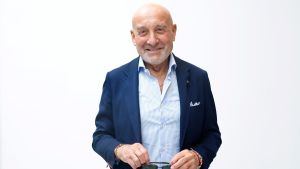 Il presidente di Assomobilità Buongiardino: “Aggredito per una catenina, Milano non è mai stata così. Ora c’è da fare attenzione”