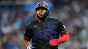 Guerrero Jr.'s apology reflects standards that come with stardom