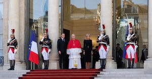 León XIV en Francia