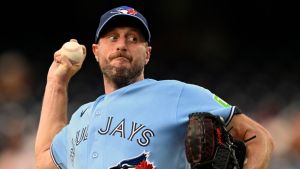 Scherzer looks to savour start in Blue Jays' finale with future undecided