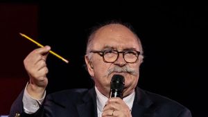 Tetto a prezzi sul carburante di Eni. L’esperto: “Ecco perché gli altri distributori non si adegueranno”