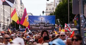 Los dioses de la calle y el teatro de la confrontación