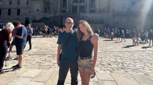 Nonno e nipote insieme al Cammino di Santiago: «Ci ha cambiato la vita»