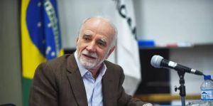 O voto de André Lara Resende