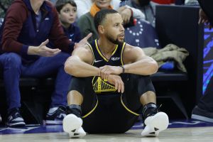Does Steph Curry Have Any Shot at an NBA Title in 2027? Oddsmakers and Analysts Say the Odds Are Long