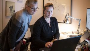 Ugens etikdilemma: Op mod en fjerdedel føler sig afkoblet fra den digitale verden. Er vi blevet for digitaliserede?