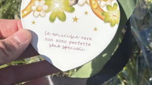 Il dolore degli amici di Riccardo, morto in moto a 26 anni: «Grande persona, amava la vita»