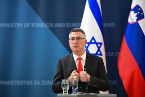 Israel revoking credentials of Dutch diplomats to Ramallah after settlement ban takes effect
