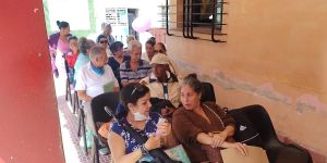 De oficina en oficina: el calvario de realizar un trámite legal en Cuba