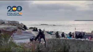Nos hablan de fronteras, pero necesitamos casas