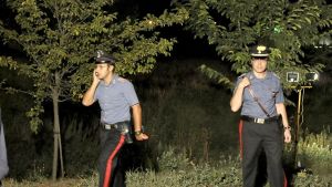 Corsico, carabiniere si tuffa nel Naviglio Grande e salva un 28enne