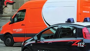 Pelletteria truffata con targa clonata. Finto corriere porta via 30mila euro