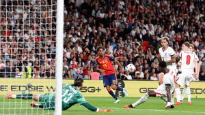 Sin fútbol troceado, España cautiva igual