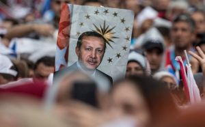 AK Parti'nin ağır imtihanı