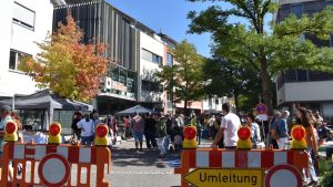 Schätze, Schnäppchen und Sonnenschein auf der Hauptstraße in Markdorf