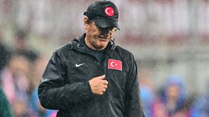 Hacıosmanoğlu ve Montella: İstifa için neyi bekliyorsunuz 28 Eylül 2026