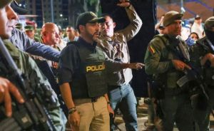 Hay presidente y con pistola