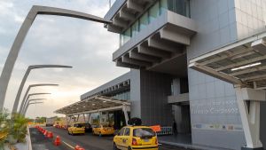 Aeropuerto: propuesta de “IP” vs del distrito