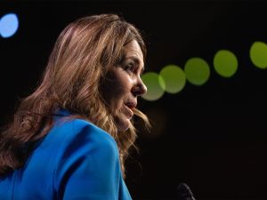 Bell: Will Smith lay down the law to Alberta separatists? We'll have to wait Premier Danielle Smith still wrestling with the Alberta separatists in the UCP and she will have a big decision to make if they lose
