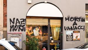 “Sta' attento a ciò che fai”. Organizza una cena di Futuro Nazionale nel suo locale e viene minacciato: la denuncia di un ristoratore