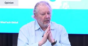 Richard White to receive industry award just months after ACCC raid