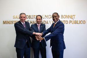 Colombia returns to IMF as fiscal deficit projects record numbers