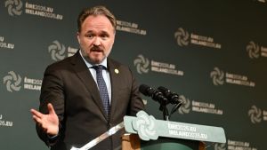Da Bruxelles il via libera: più tagli alle accise per tutti