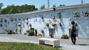 Misteriosa sparizione dei resti di un defunto, il Comune revoca l’affidamento dei servizi cimiteriali alla cooperativa