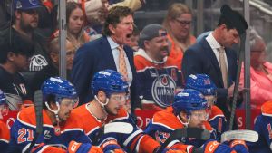 Sloppy Oilers deliver 'unacceptable' performance in Babcock's debut