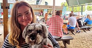Dog owners and landlords hit back at minister who branded pubs and labs 'far right'