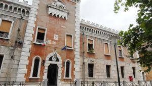 Due detenuti evadono dal carcere di Venezia: presi