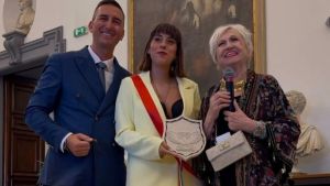 Dentro le sale della politica, da Wanna Marchi alla macchina di Majorana. Una sequenza di eventi improbabili