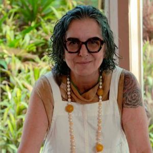 Chef mineira festeja 40 anos de carreira reinterpretando suas receitas