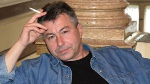 „Divlja horda“ sličnomišljenika alergična na idiotizme: Pisac Saša Stojanović povodom 20. Think Thank festival