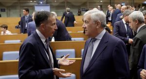 Vannacci e il centrodestra: il fuoco dentro