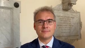 Sgarbi all'insediamento come nuovo rettore di Ca' Foscari: 