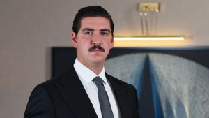 Kapak rekabeti