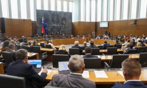 DZ potrdil rebalans letošnjega proračuna
