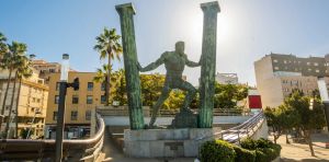 Ceuta 2021 y 2026: las estadísticas oficiales omiten los datos de las dos grandes crisis migratorias