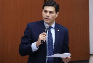 “Trump quer se apropriar dos recursos minerais do Brasil”, diz líder hondurenho