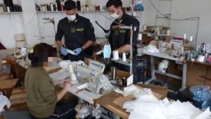 Inchiesta sulle mascherine anti-Covid, assolti i due imprenditori fiorentini