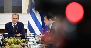 120 δόσεις υποκρισίας από την κυβέρνηση