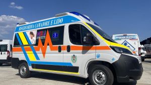 Un’ambulanza donata dalla famiglia di Giovanni Galli. Sarà utile per i servizi al mare e in montagna